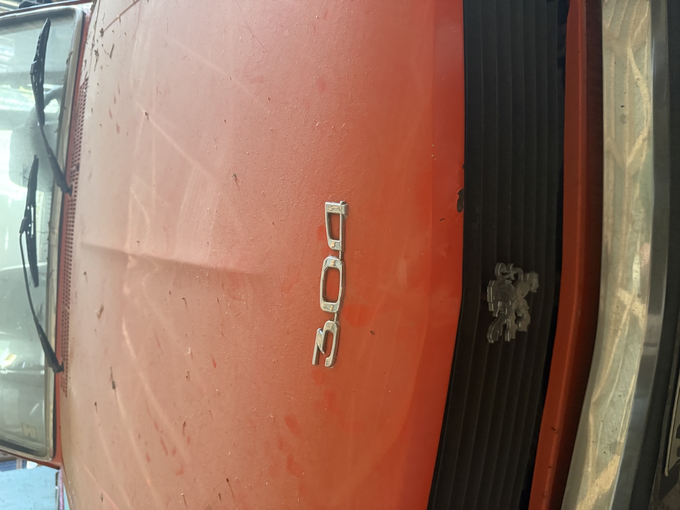 Peugeot 304